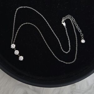 Sterling‎ Silver 925 18" Chain Necklace 3 Stone Round Cut CZ Journey Pendant